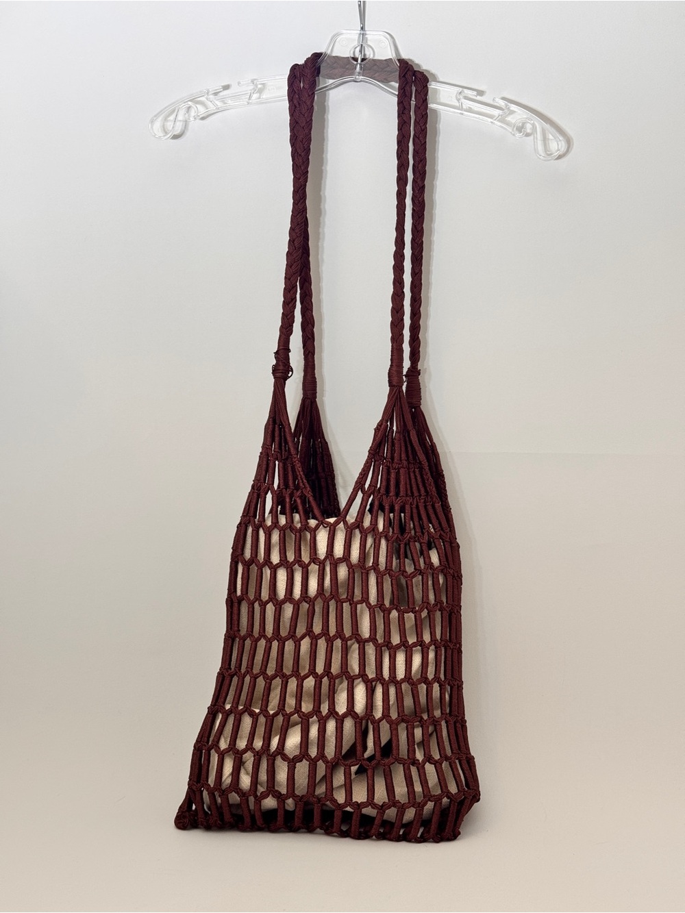 Massimo Dutti Handwoven Mesh Tote Bag in Burgundy